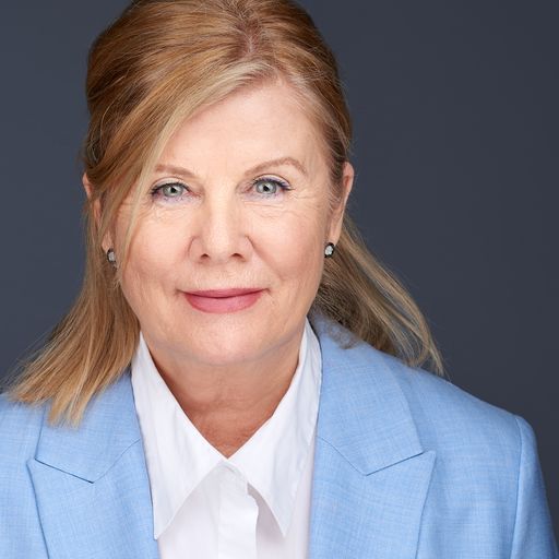 Sylvia Tarves, Senior Talent Acquisition Partner